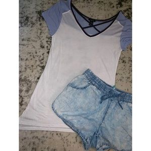 Rue 21 Tee